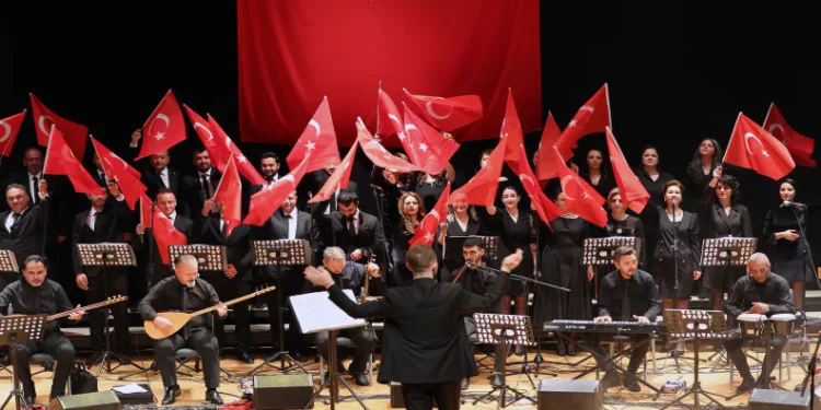 Talas’ta Atatürk’e özel muhteşem konser