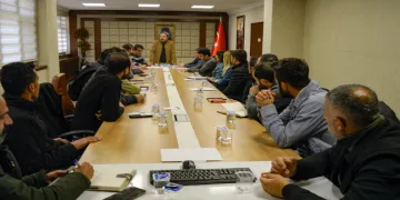 Çiftçilere meyve fidanı desteği