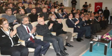 Bitlis’te 3’üncü Arıcılık ve bal festivali düzenlendi