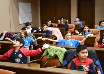 Tepebaşı Eko-Okullar, Çevre Çocuk Meclisi Başkanını seçti