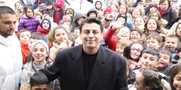 Norm Ender, 100. Yıl Marşı’nı Eskişehir’de söyledi