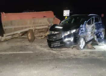 Bursa’da otomobil ile traktör çarpıştı: 1 yaralı