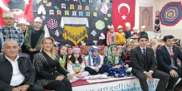 Hınıs’ta yerli malı haftası etkinliği