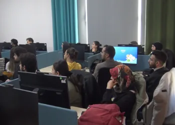 Malatya’da geçlere yapay zeka anlatıldı