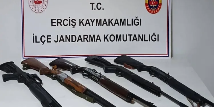 Van’da yasak alanda avlanan 4 şahsa ağır para cezası