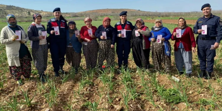 Jandarma KADES uygulamasını tanıttı