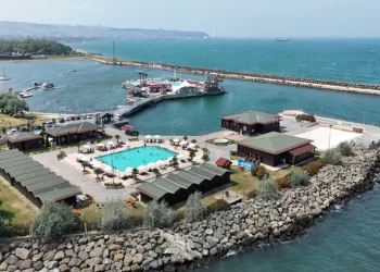 10 bin engelli ve ailesine lüks tatil imkanı