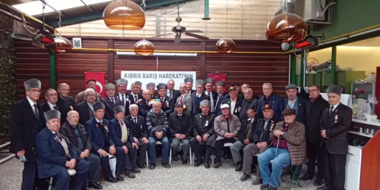 Ecevit’in kararlı tutumu