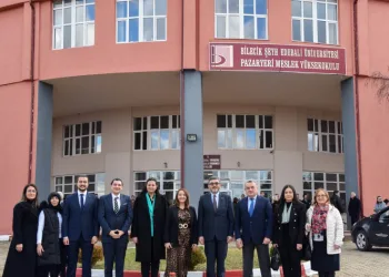 BŞEÜ’de 30’uncu yıl kutlaması