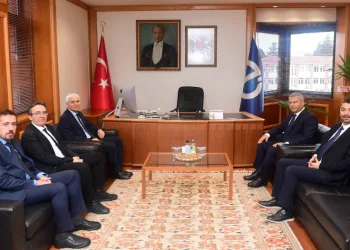 Üniversite Rektörlerinden, Rektör Adıgüzel’e hayırlı olsun ziyareti