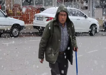 Çameli beyaza büründü