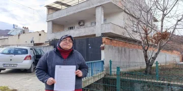 Binaya ve sosyal tesislere girişi yasaklandı