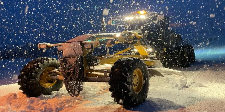 Tunceli’de köy yollarının tamamı açıldı