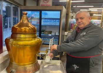 Yağışlı havalarda salep satışları zirvede