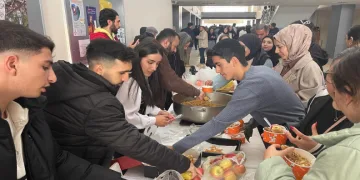 Tunceli’de renkli erken yeni yıl kutlaması