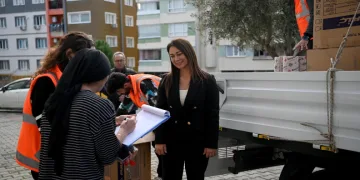Kuş adasında kış desteği sürüyor