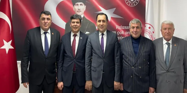 Türkoğlu ve Durgut ilçede yürütülen çalışmaları ele aldı