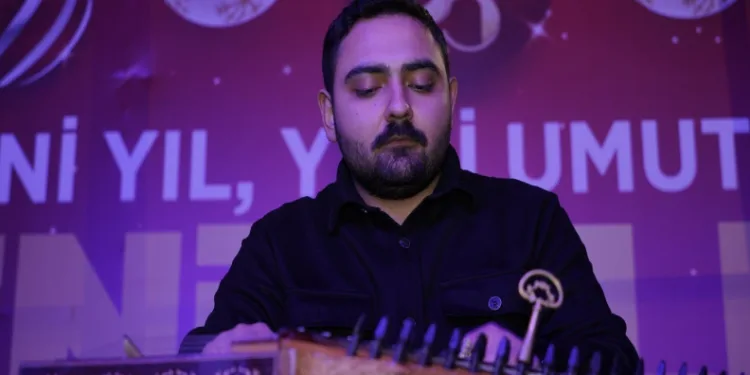 Grup Levano izleyenleri coşturdu