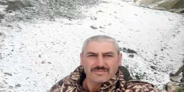 Sınır köyler beyaza büründü