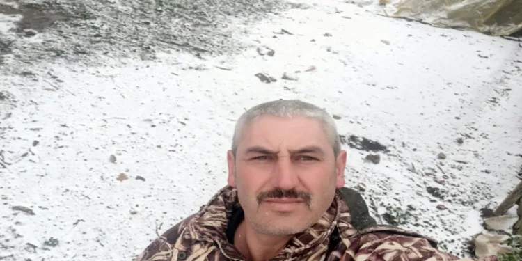 Sınır köyler beyaza büründü