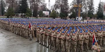 2 bin 140 komando mezun oldu