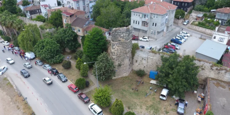 2800 yıllık kale, sırtındaki kamburdan kurtulacak