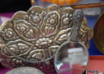 Bu ayna çiftleri barıştırıyor