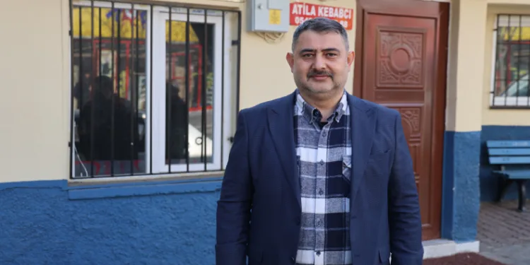 Suriyelilerin duygularına tercüman oldu