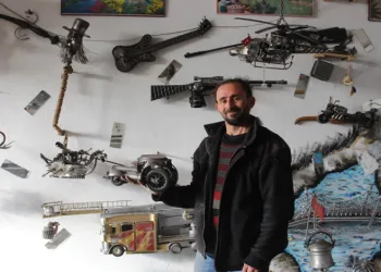 Hayal gücünü sanata dönüştürdü