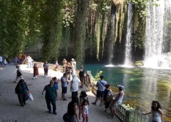 Düden Şelalesi 840 bin ziyaretçiyi ağırladı