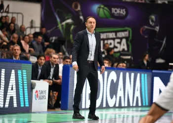 TOFAŞ Basketbol Takımı Başantrenörü Orhun Ene: “Oyuncularımı insan üstü bir mücadele verdi”