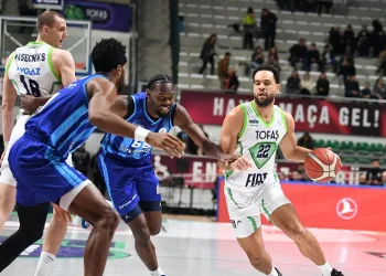 TOFAŞ evinde kazanmaya devam ediyor: 93-82