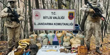 FETÖ’ye üye olmaktan aranan şahsı JASAT yakaladı