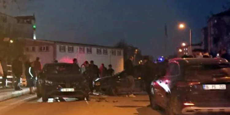 Bursa’da kontrolden çıkan otomobil şarampole uçtu