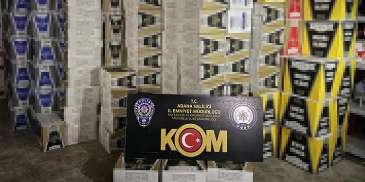 “Küfürlü konuşma” diye uyardığı kişiler kafeye tabancayla ateş etti