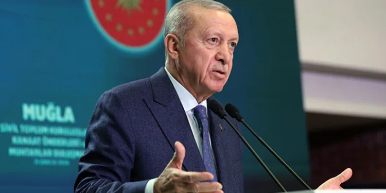 “Yeni anayasa çok geç kalmış bir ihtiyaçtır”