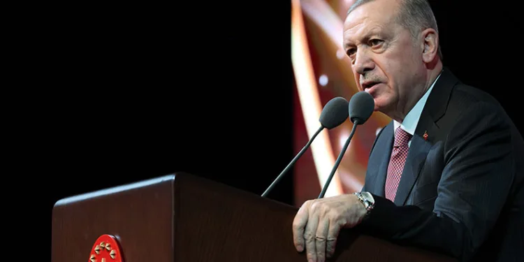 “Bu ülkeye aidiyet duyan herkesi baş tacı ediyoruz”