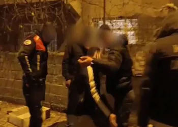 Samsun’da bir evde çok sayıda silah ve mühimmat ele geçirildi
