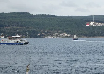 Gökçeada’ya feribot seferi yapılamıyor