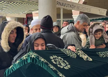 Kayınpederini öldürüp, eşini ve 3 kişiyi yaralayan şahsa müebbet ve 10,5 yıla kadar hapis cezası talebi