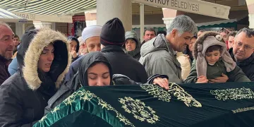 Kayınpederini öldürüp, eşini ve 3 kişiyi yaralayan şahsa müebbet ve 10,5 yıla kadar hapis cezası talebi