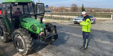 Çaldıkları motosikletin şase numarasını kazımışlar