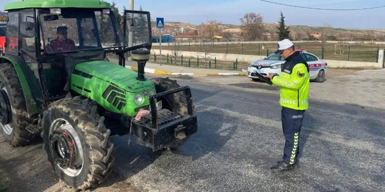 Çaldıkları motosikletin şase numarasını kazımışlar