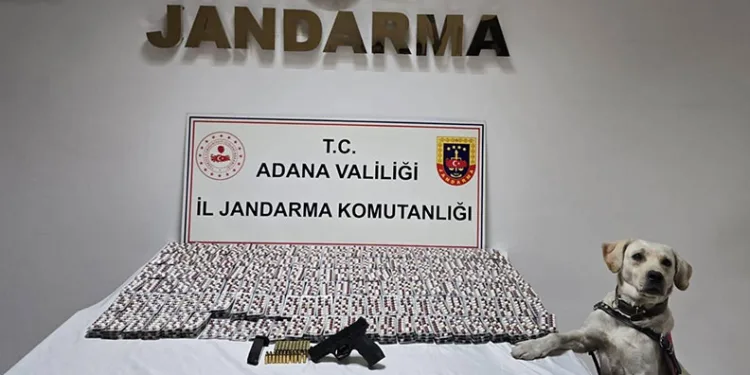 Kayan minibüs ile tır çarpıştı: 2 yaralı