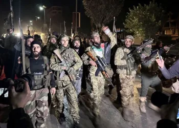 Suriye’de muhalifler başkente girdi: “Esad Şam’ı terk etti”