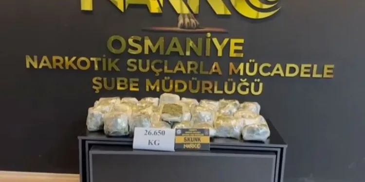 Kayınpederini öldürüp, eşini ve 3 kişiyi yaralayan şahsa müebbet ve 10,5 yıla kadar hapis cezası talebi