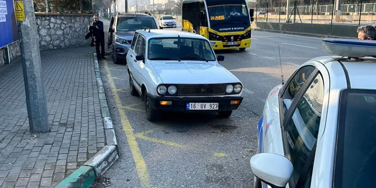 Bursa’da otomobil hırsızı çaldığı araçla yakalandı