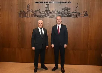 Mustafa Bozbey’den Alper Taban’a ziyaret