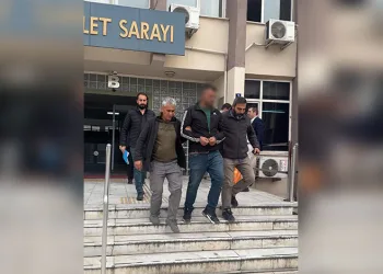 Günün en acı görüntüsü: 66 kişinin ölmesi kayak keyfine engel olmadı