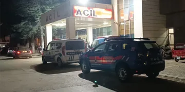 Afyonkarahisar’daki kavgada ölenlerin aileleri cenazeleri beklerken sinir krizleri geçirdi